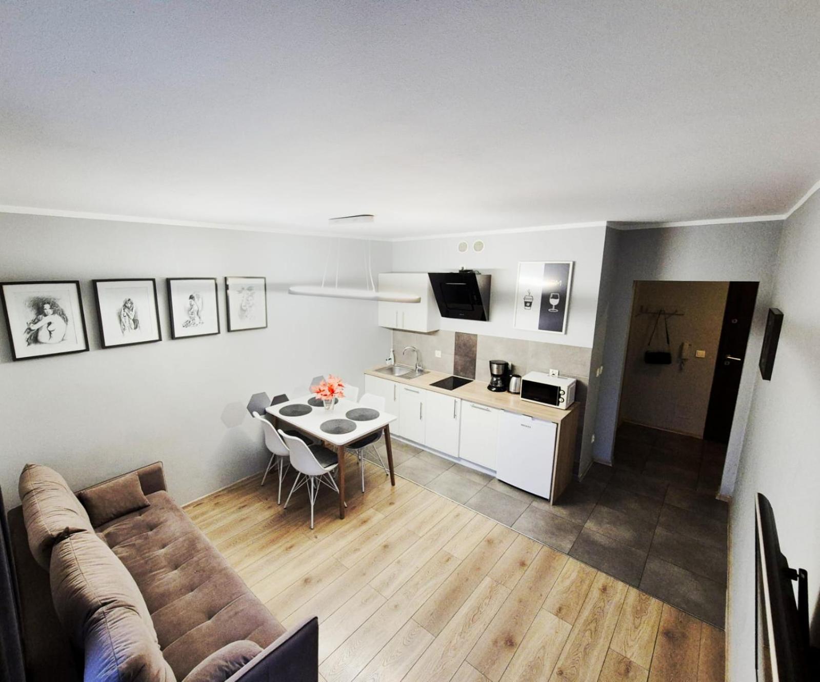 Tk Apartments Dabrowskiego Wroclaw Bagian luar foto